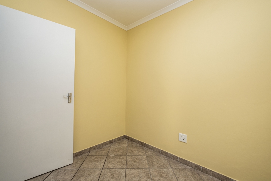 2 Bedroom Property for Sale in Sunset Glen Western Cape